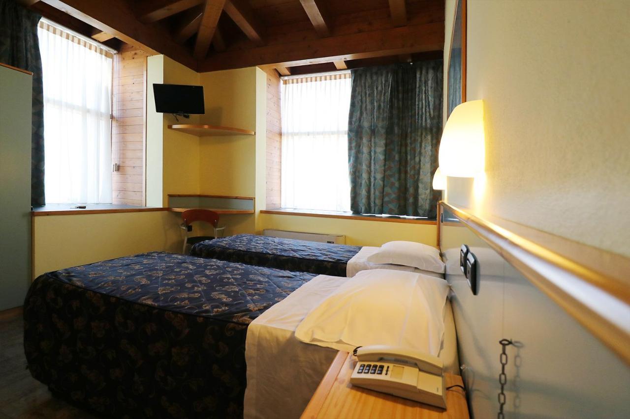 Hotel Sabo' Castel Maggiore Eksteriør bilde